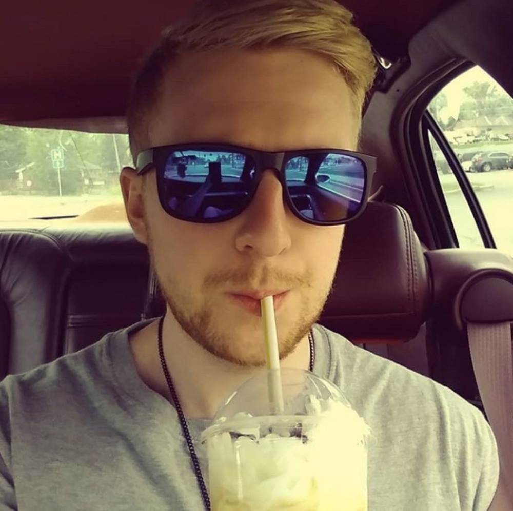 Meet your Posher, Nick